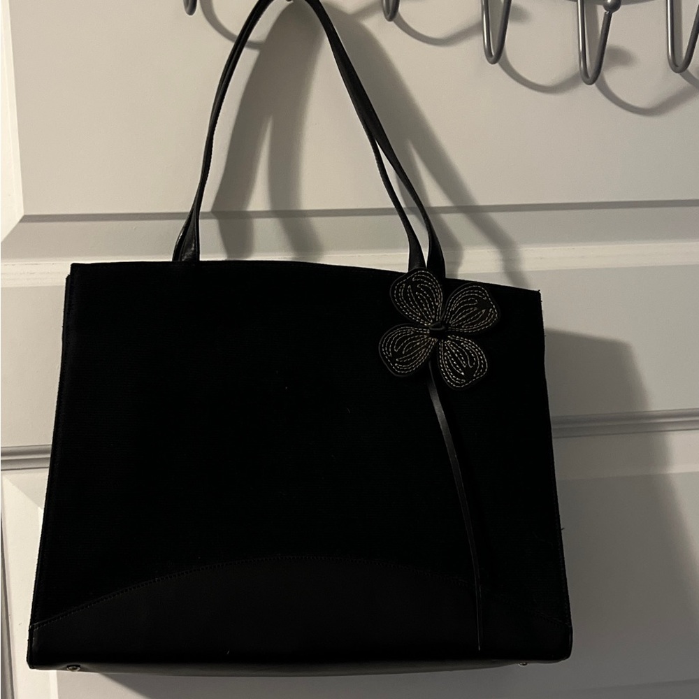 Ann Taylor Purse. 3 sections inside. No tears or stains and all zippers work